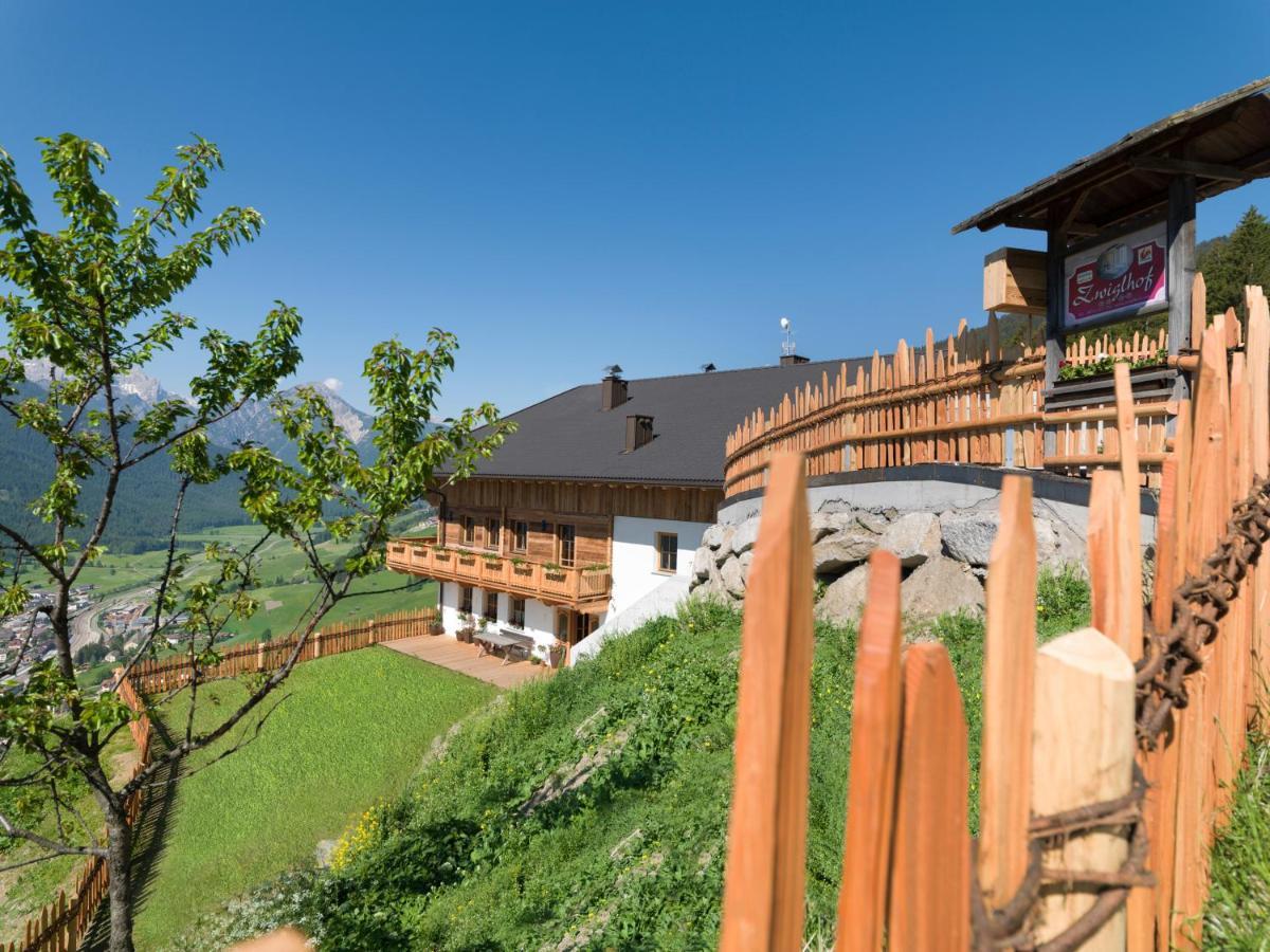 Villa Bauernhof Zwiglhof San Candido Exterior foto